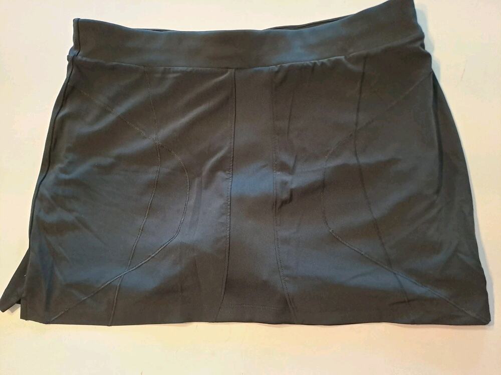 Columbia Skirt L Large Black Omni Wick advanced Evaporation Skort MINT #4